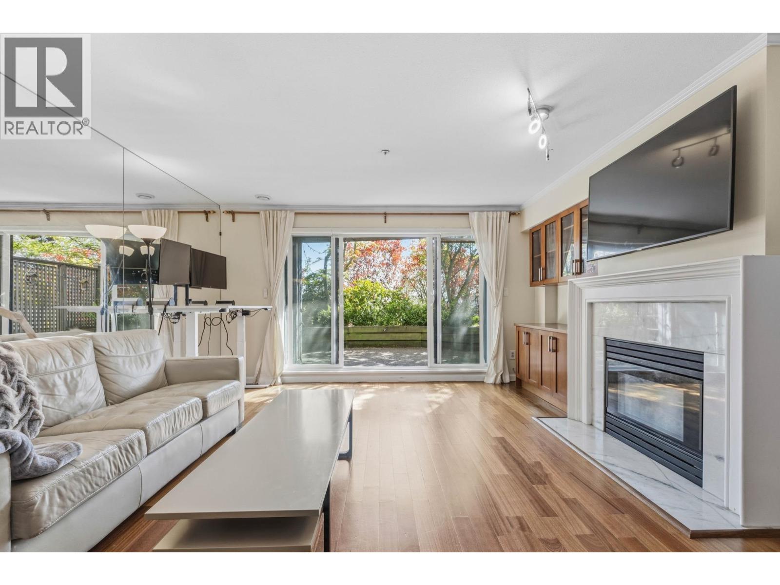 3 2150 Se Marine Drive Property Photo 5