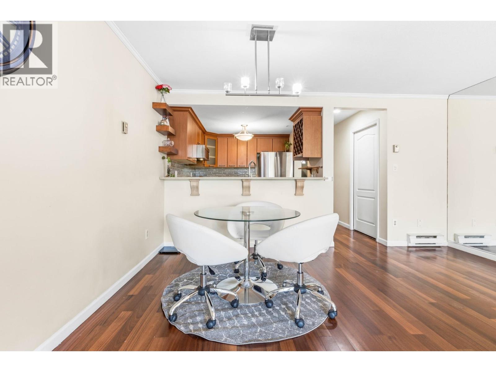 3 2150 Se Marine Drive Property Photo 8