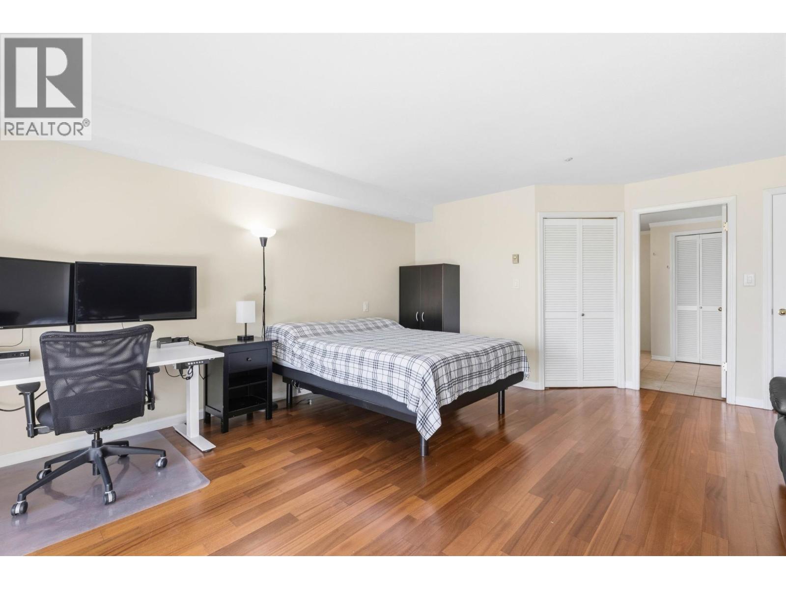 3 2150 Se Marine Drive Property Photo 14