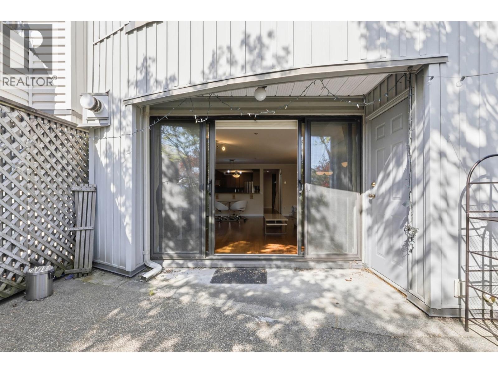 3 2150 Se Marine Drive Property Photo 23