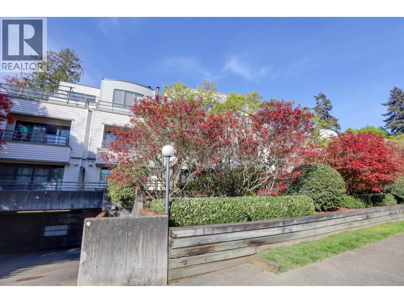 3 2150 Se Marine Drive Property Photo 28