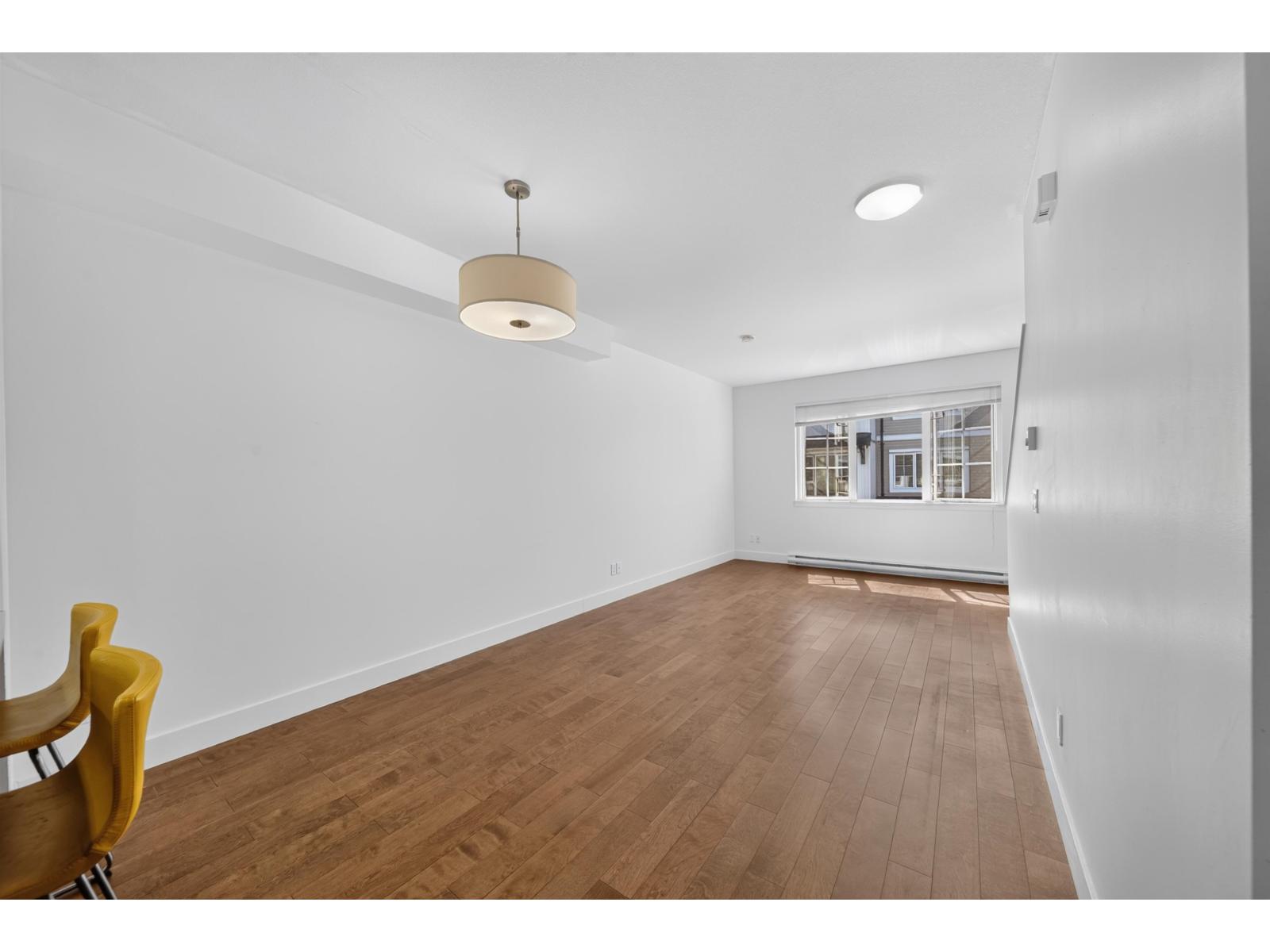92 2450 161a Street Property Photo 6
