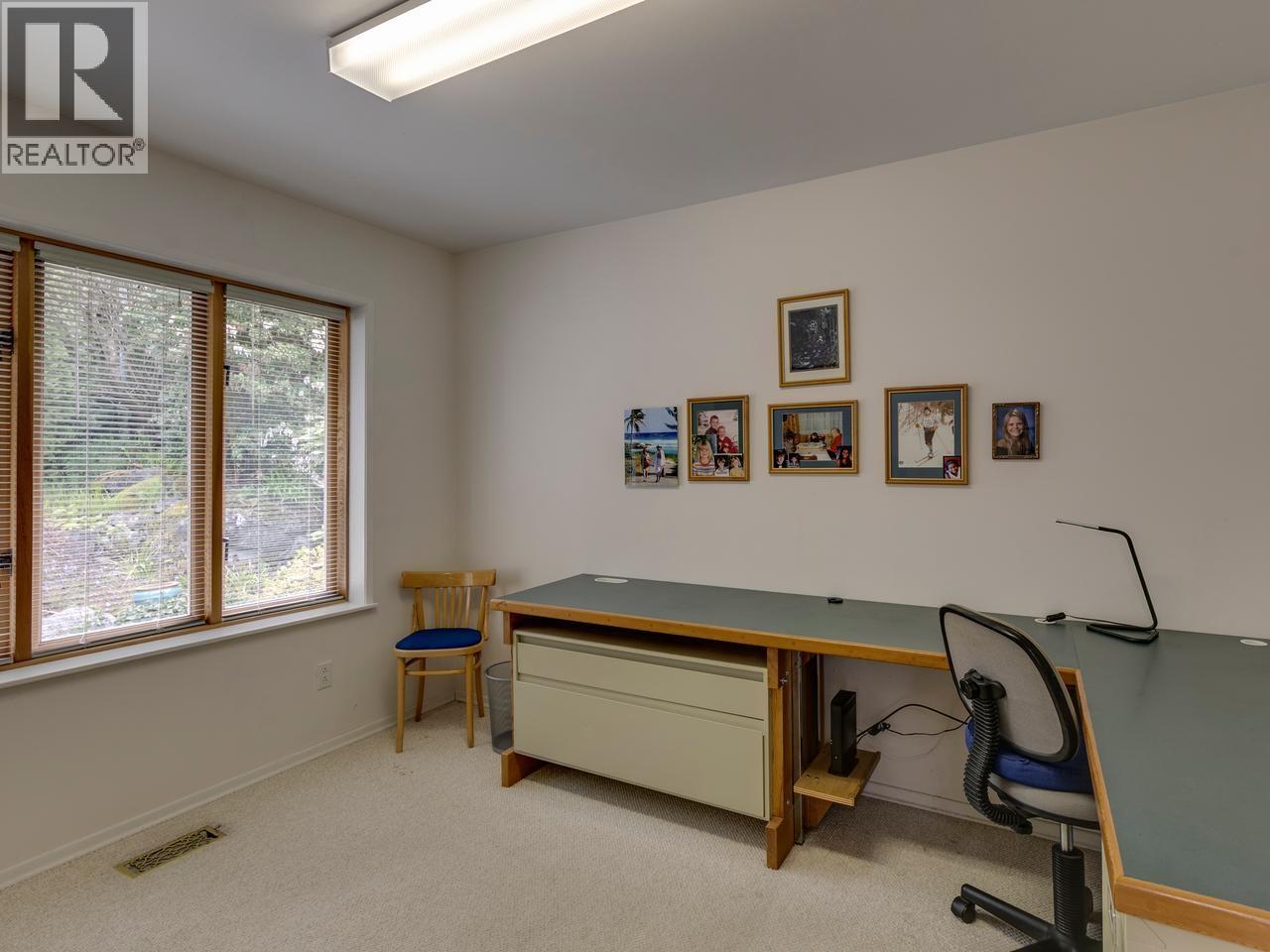 110 Oceanview Place Property Photo 23
