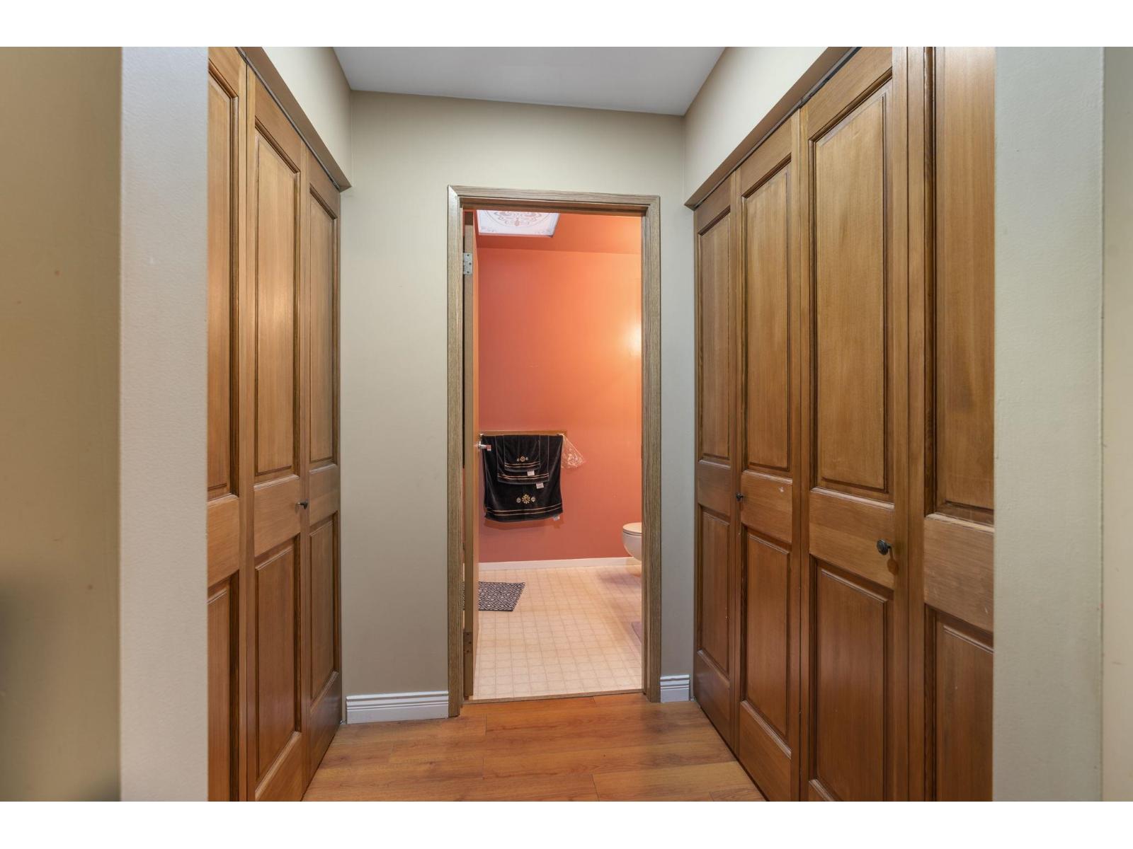 123 6841 138 Street Property Photo 17