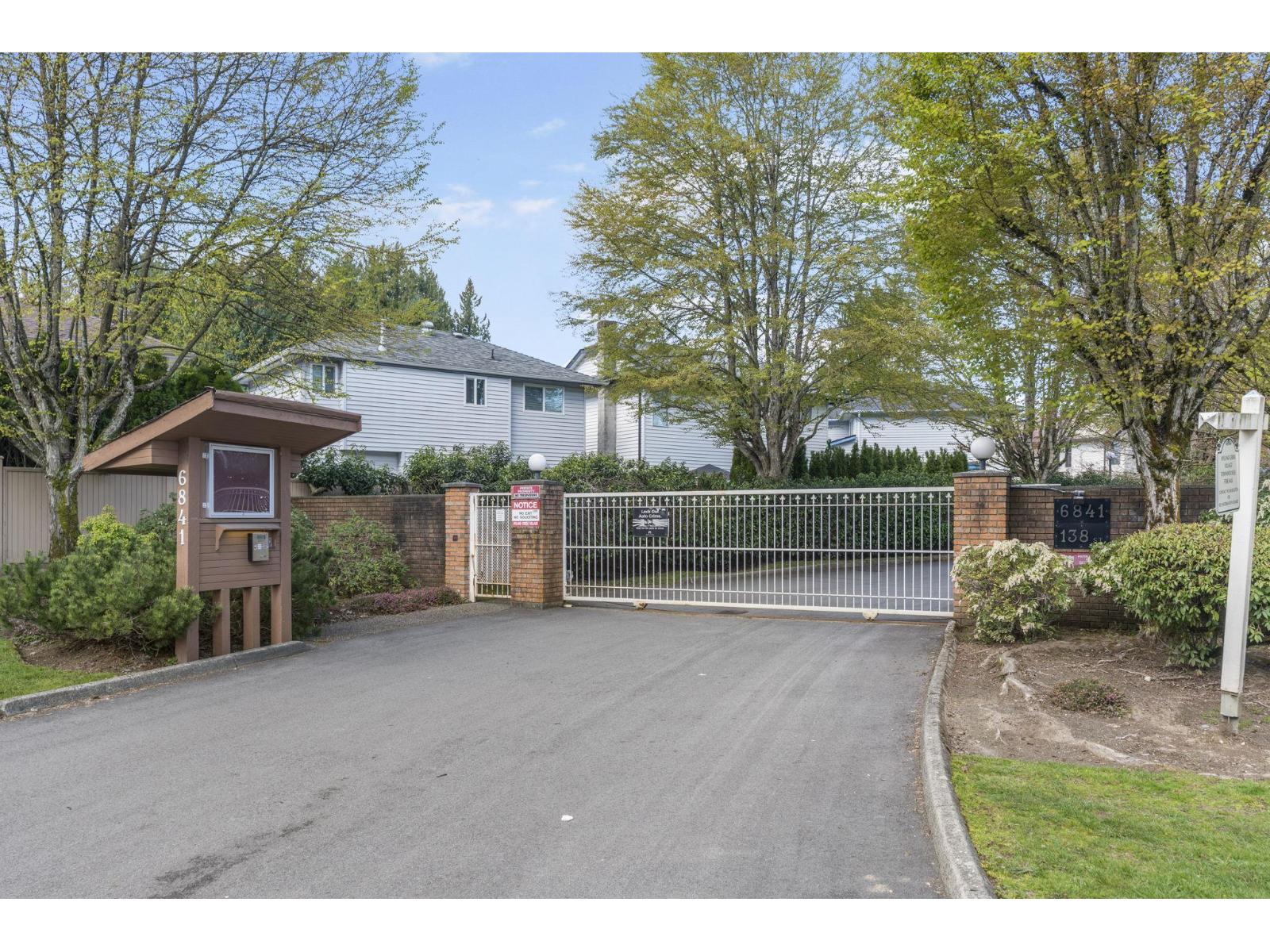 123 6841 138 Street Property Photo 25