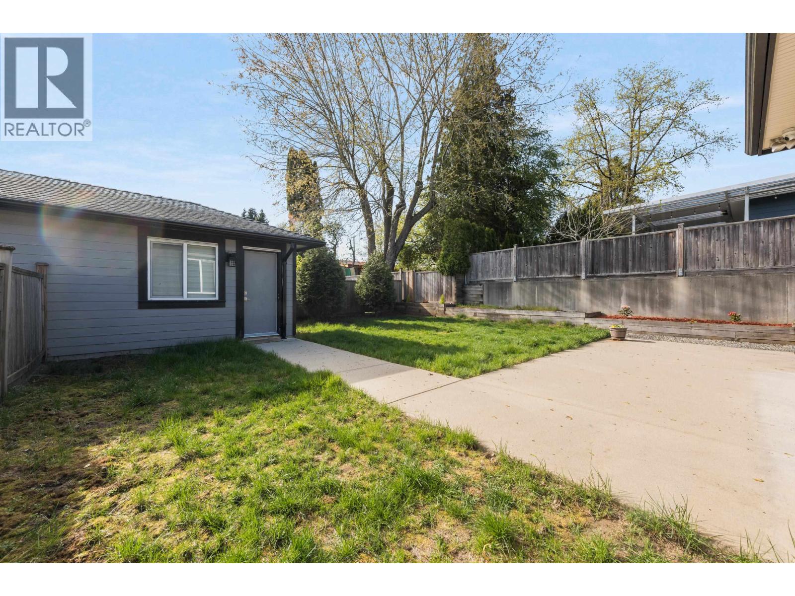 1135 Yorston Court Property Photo 33