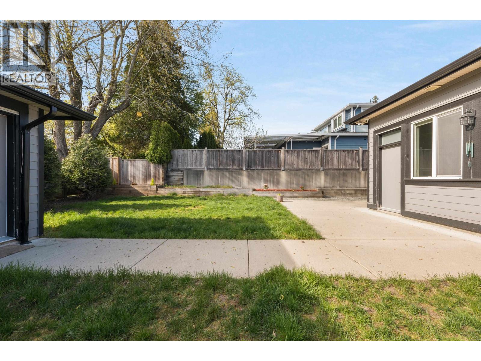 1135 Yorston Court Property Photo 34