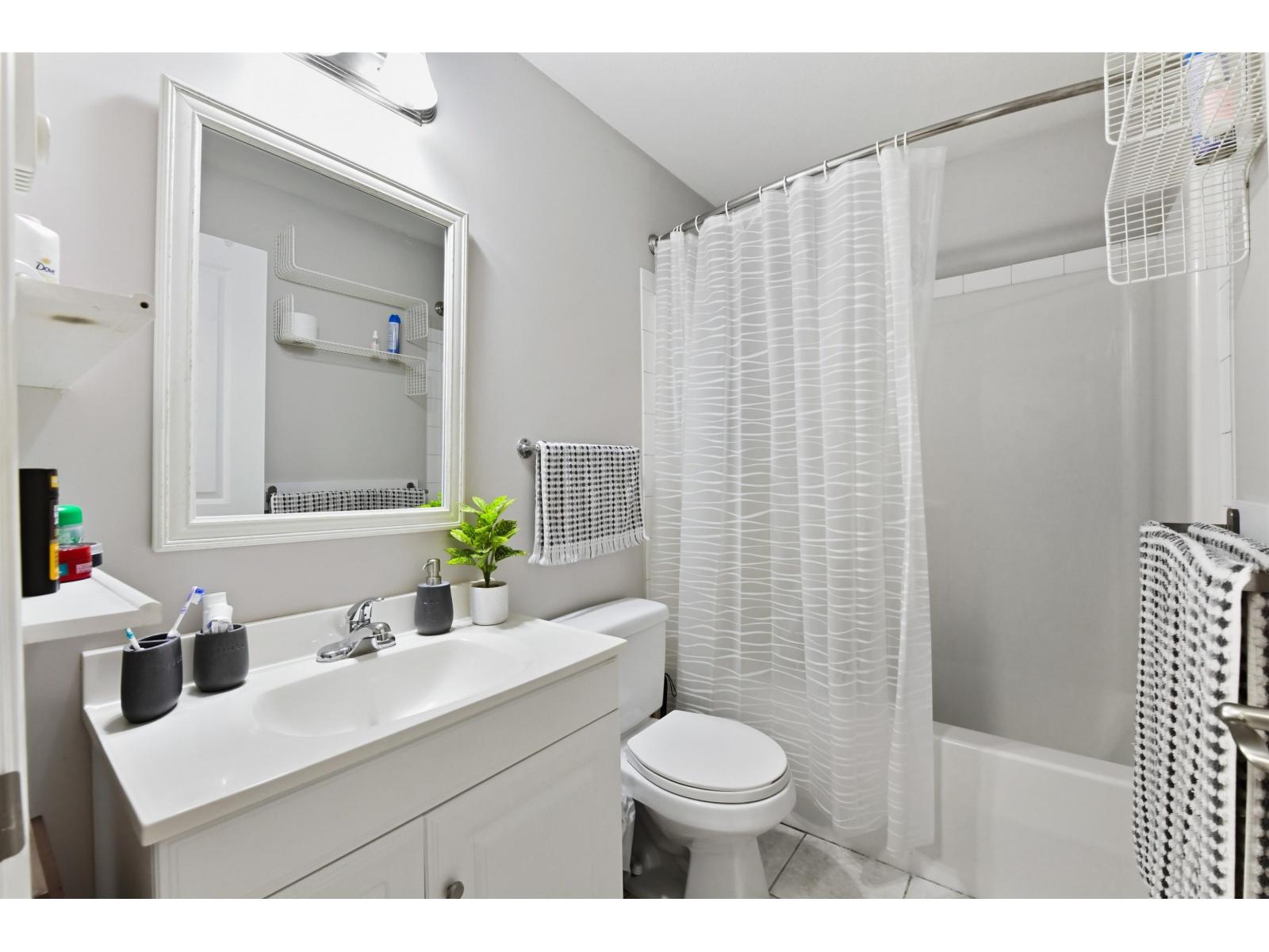 9002 Nash Street Property Photo 27