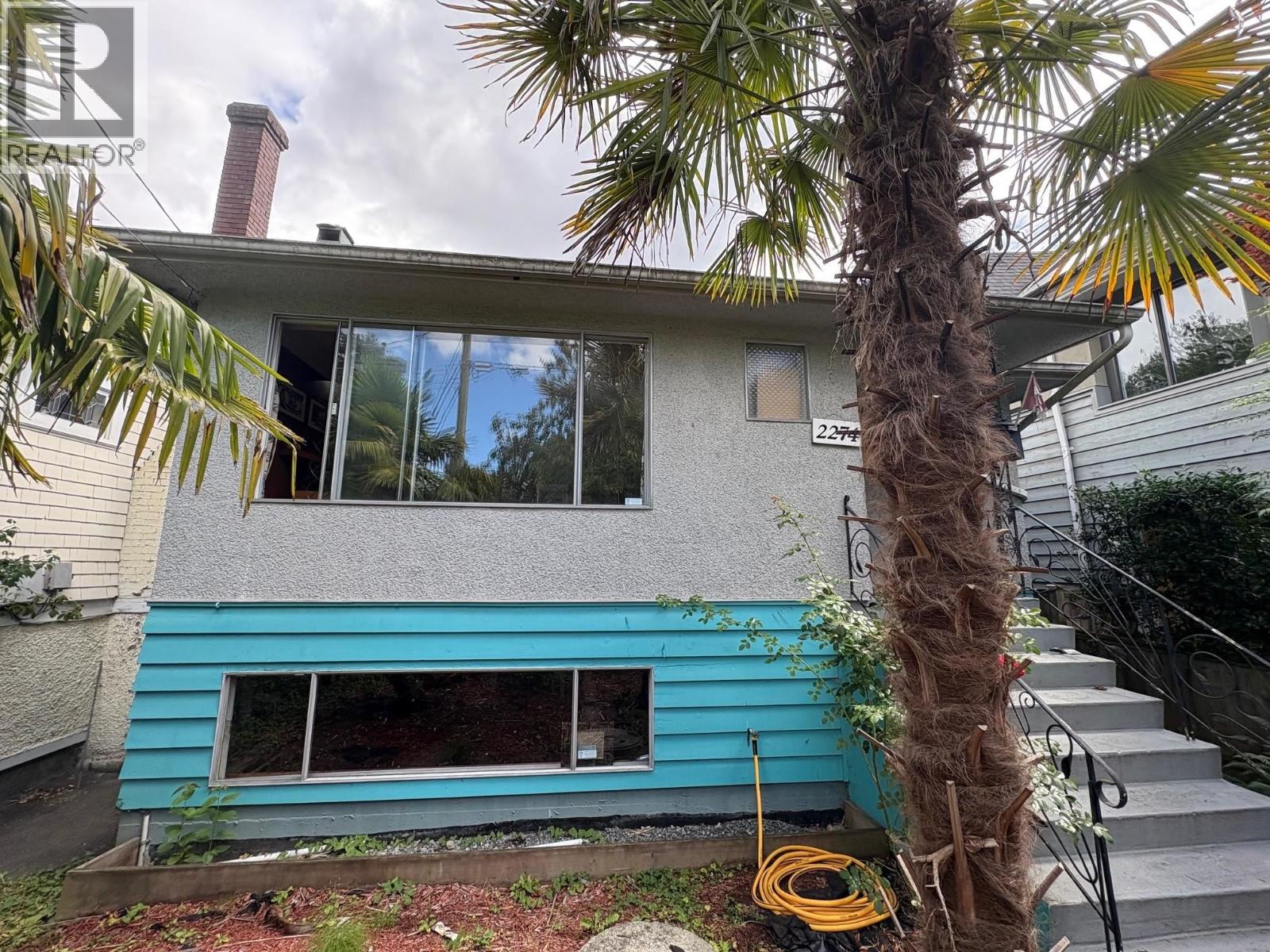2274 Mclean Drive Property Photo 2