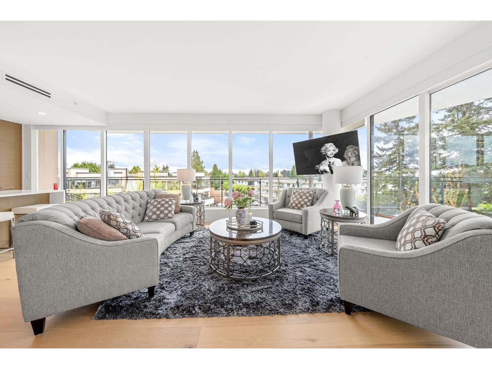305 1439 George Street Property Photo 4