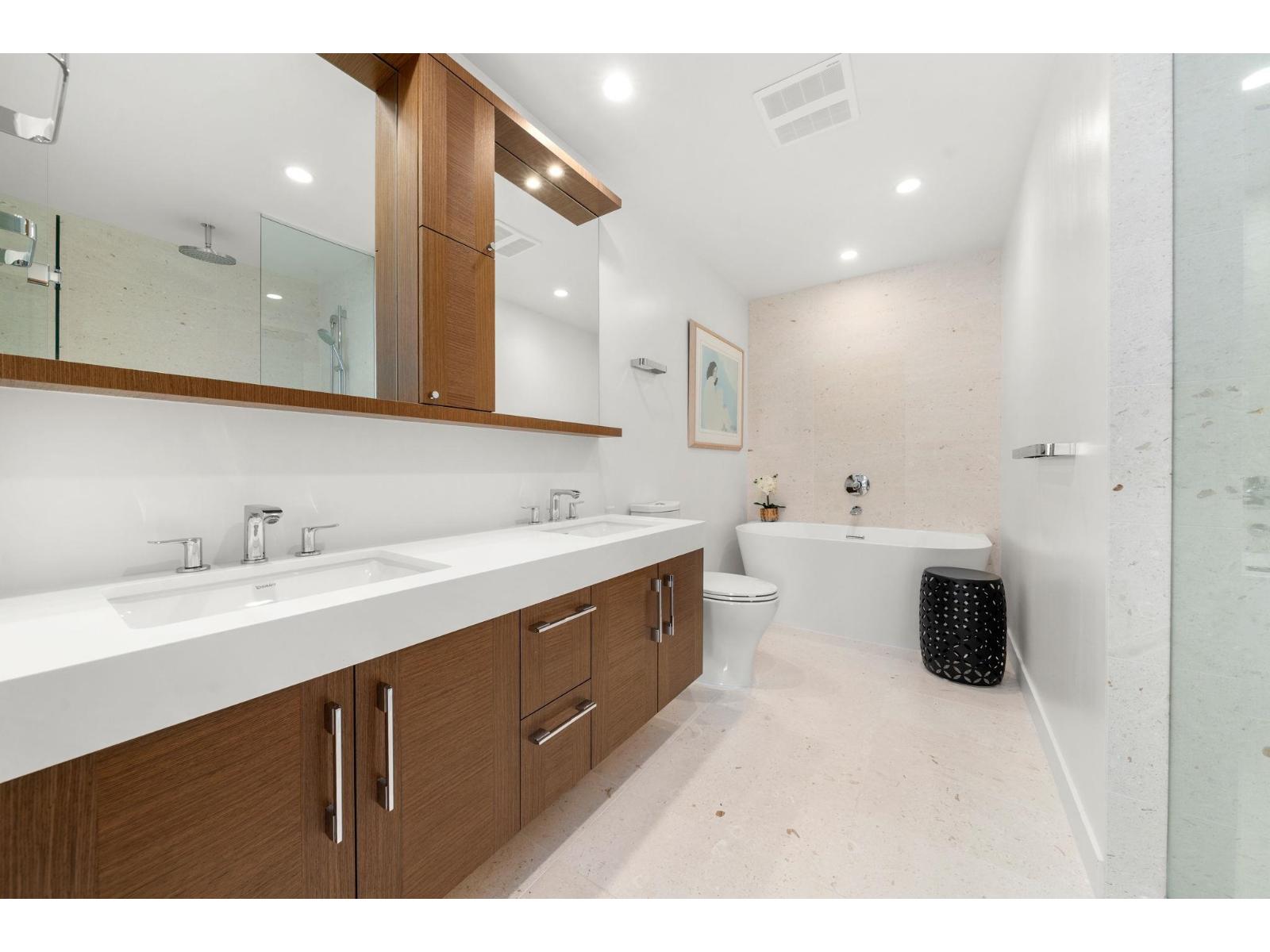 305 1439 George Street Property Photo 21