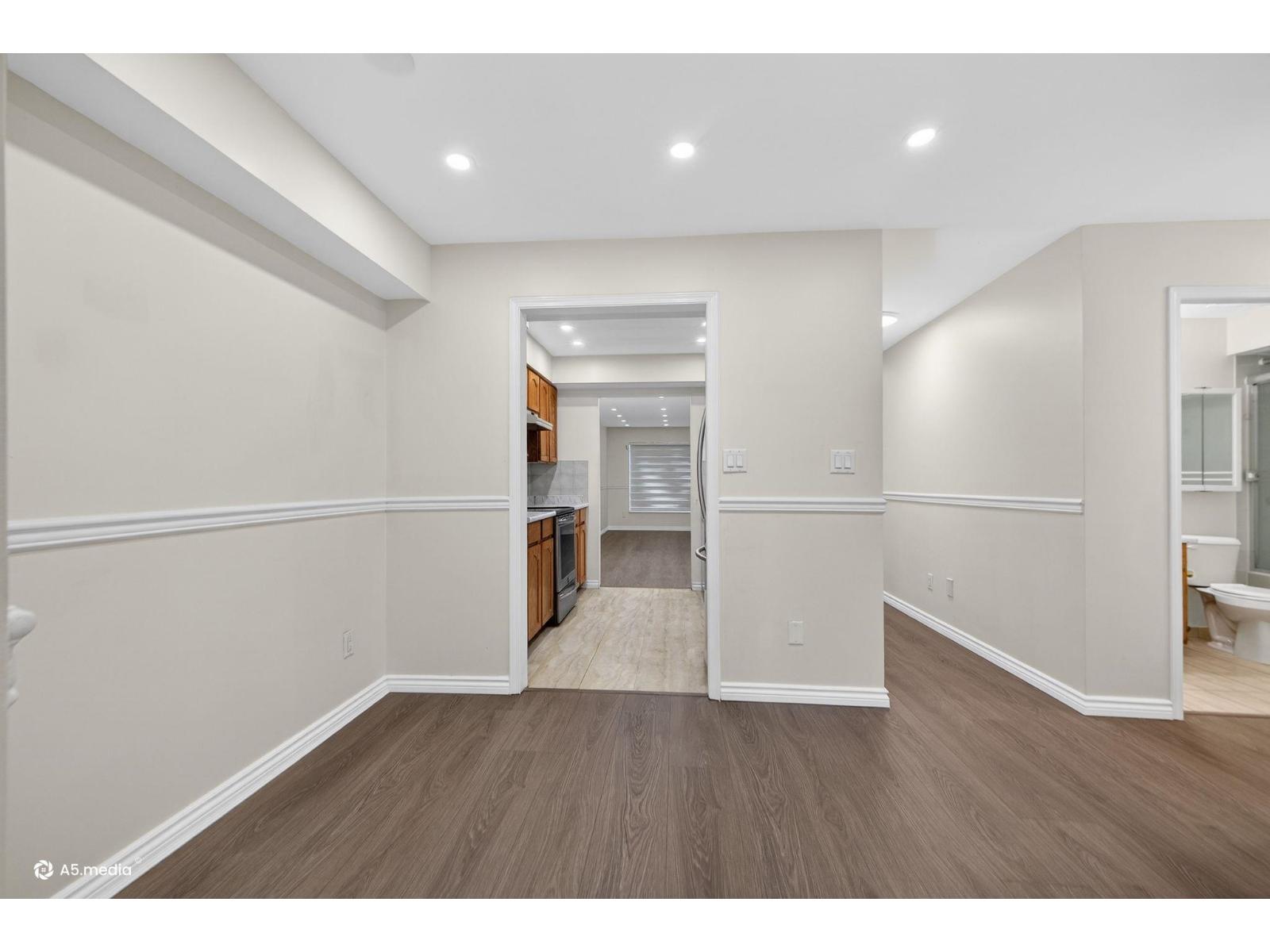 129 13725 72a Avenue Property Photo 4