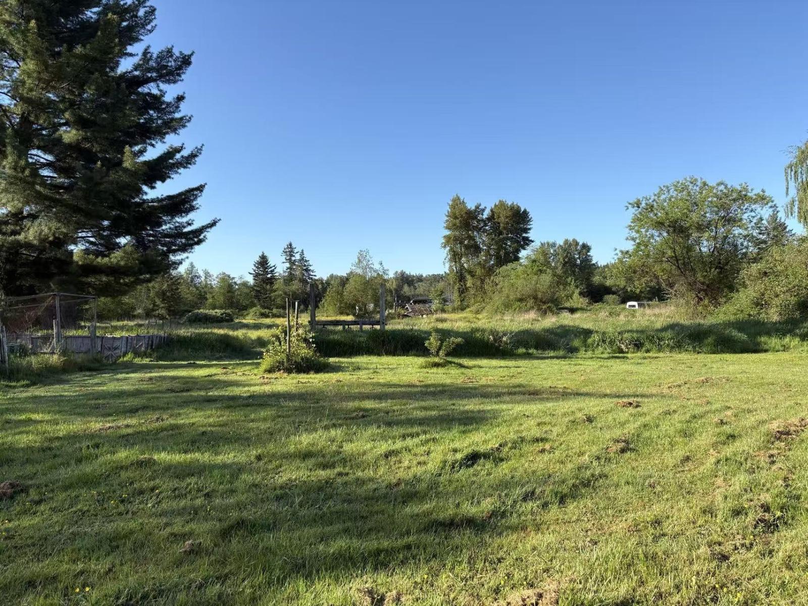 18106 32 Avenue Property Photo 21