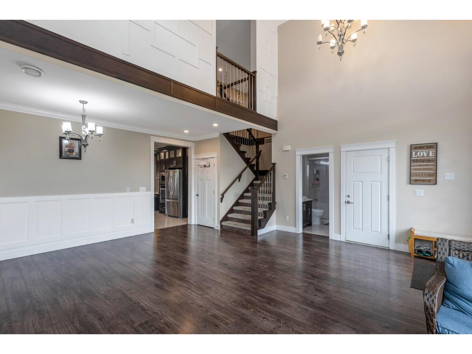 27625 Railcar Crescent Property Photo 17