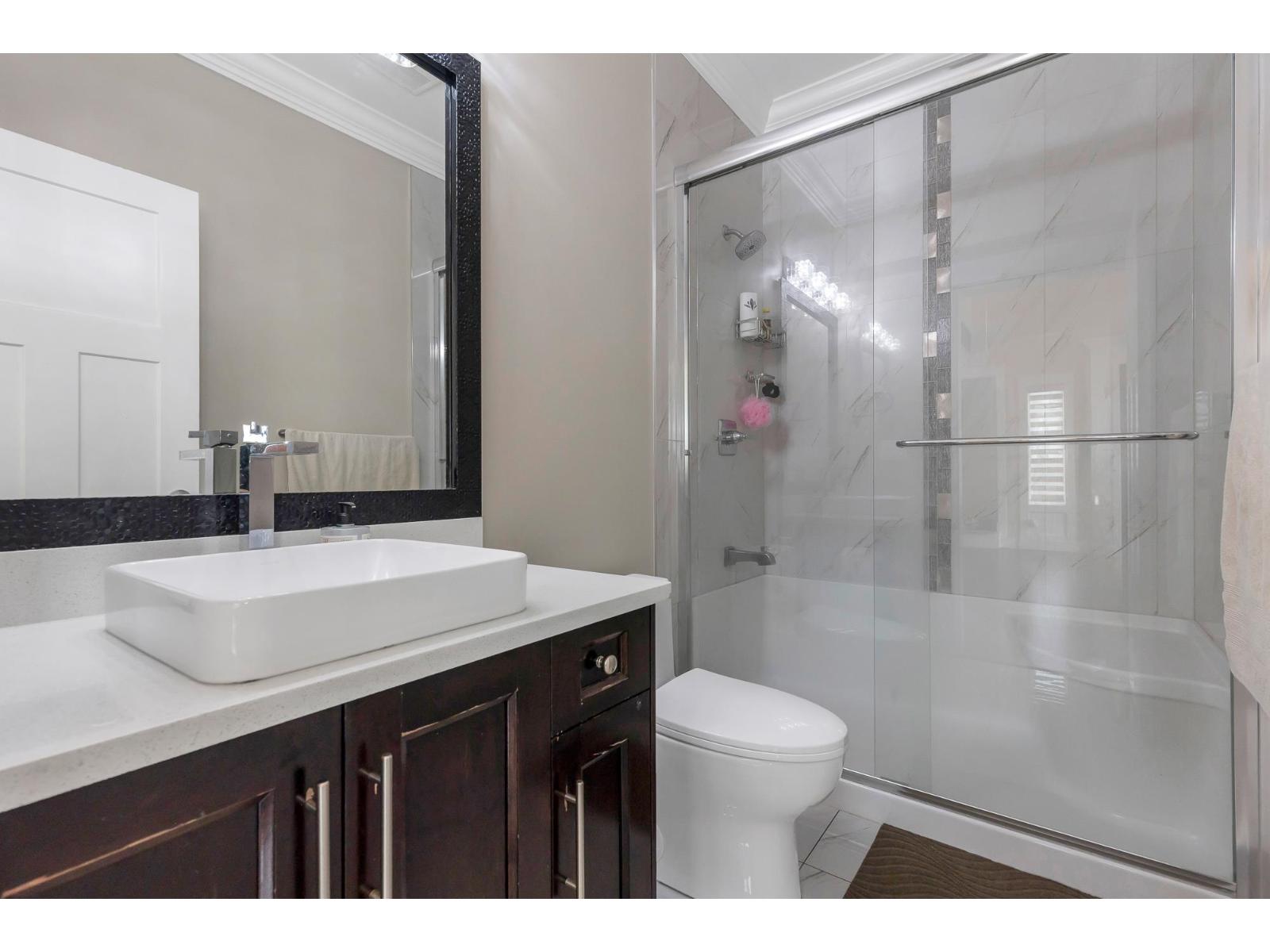 27625 Railcar Crescent Property Photo 34