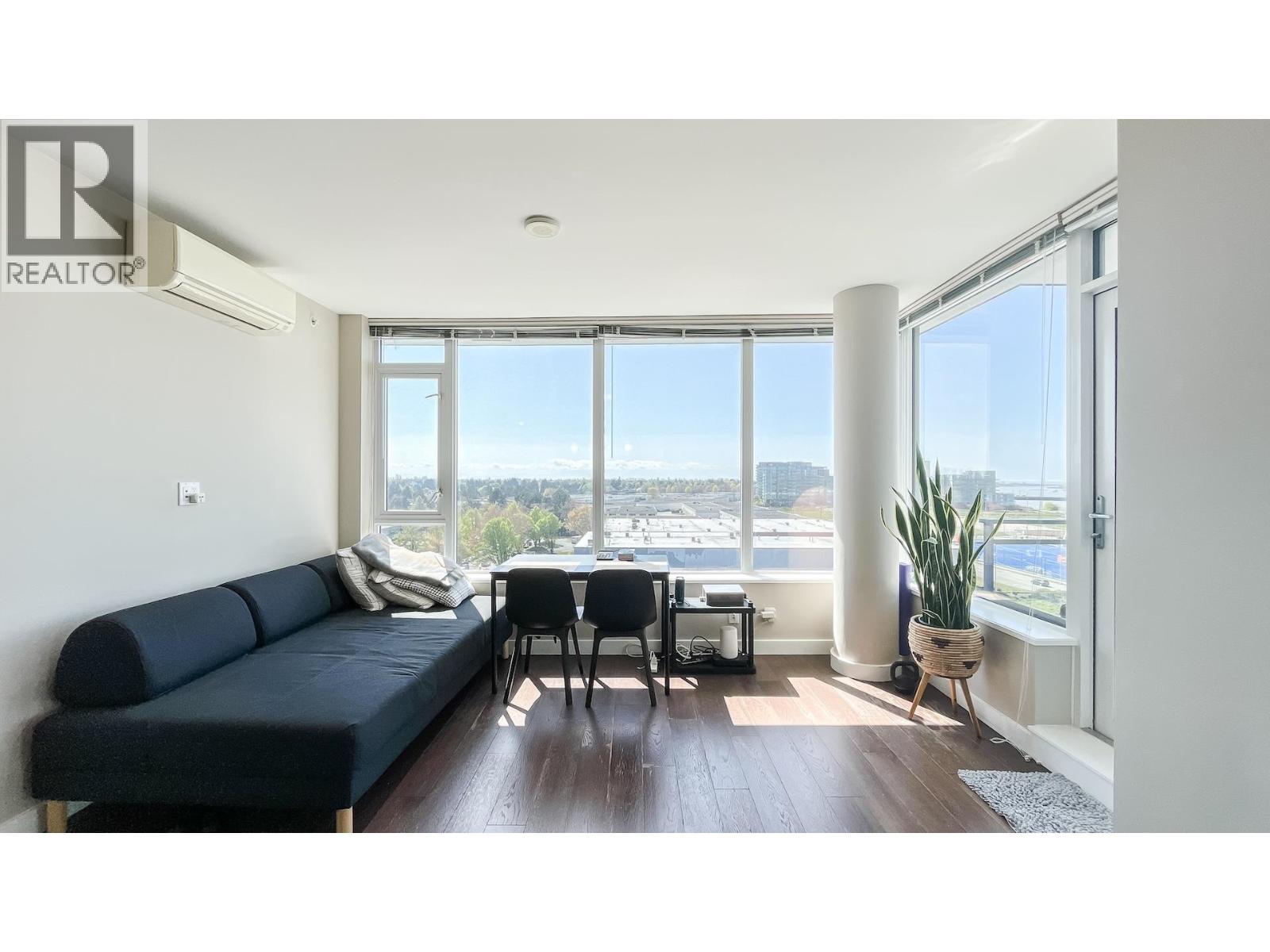 1008 6951 ELMBRIDGE WAY Property Photo 1