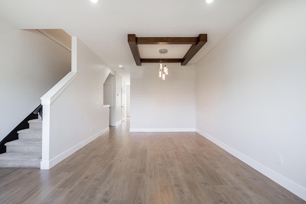 6 30748 Cardinal Avenue Property Photo 7