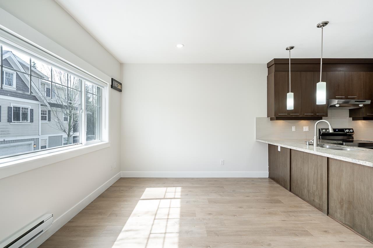 6 30748 Cardinal Avenue Property Photo 9