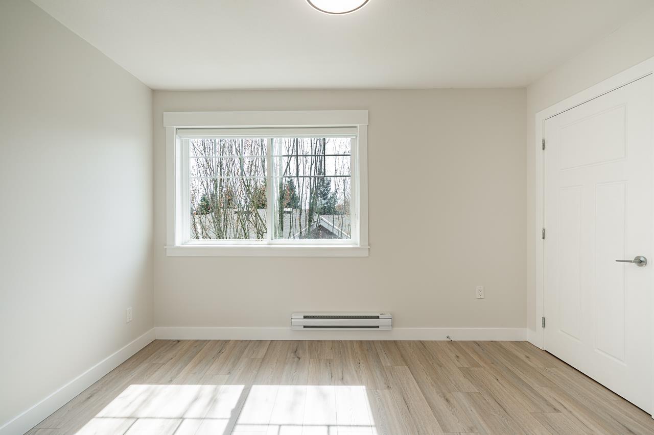 6 30748 Cardinal Avenue Property Photo 20