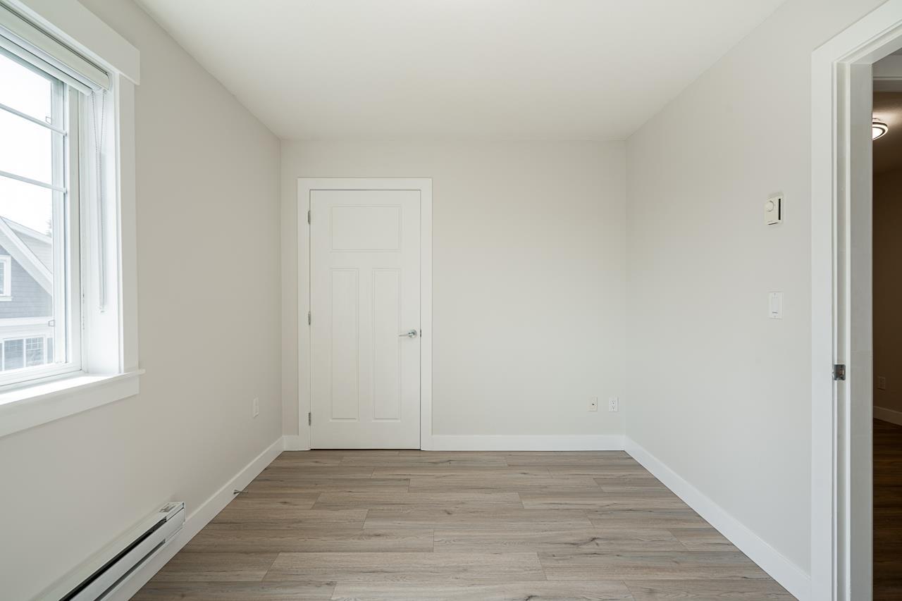 6 30748 Cardinal Avenue Property Photo 21
