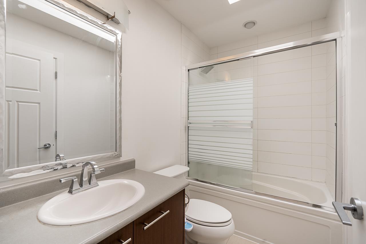 6 30748 Cardinal Avenue Property Photo 24