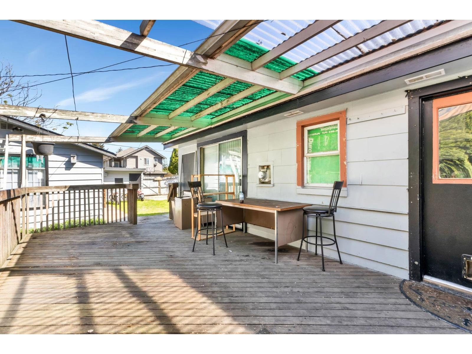 46133 Third Avenue Property Photo 13
