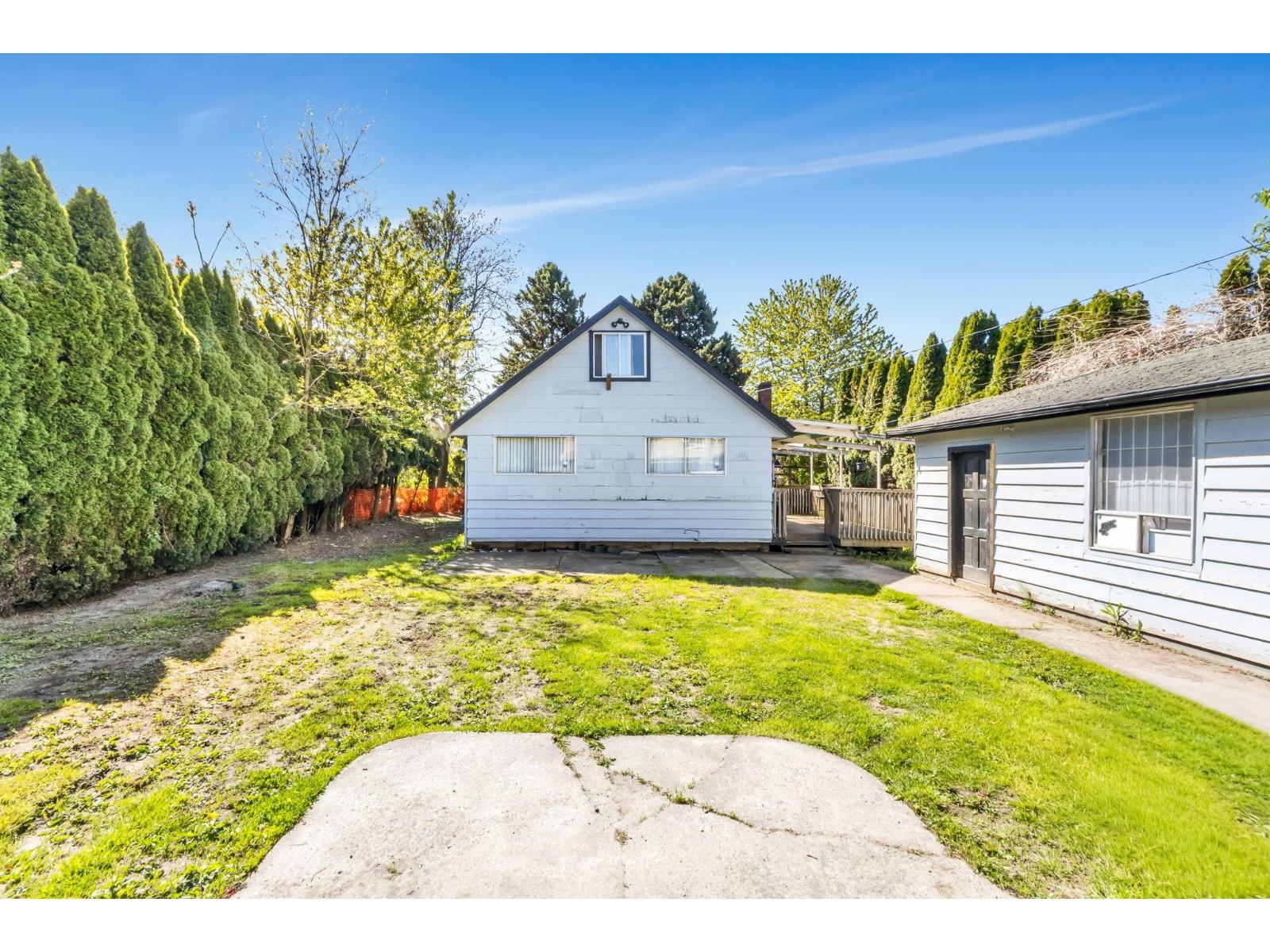 46133 Third Avenue Property Photo 16