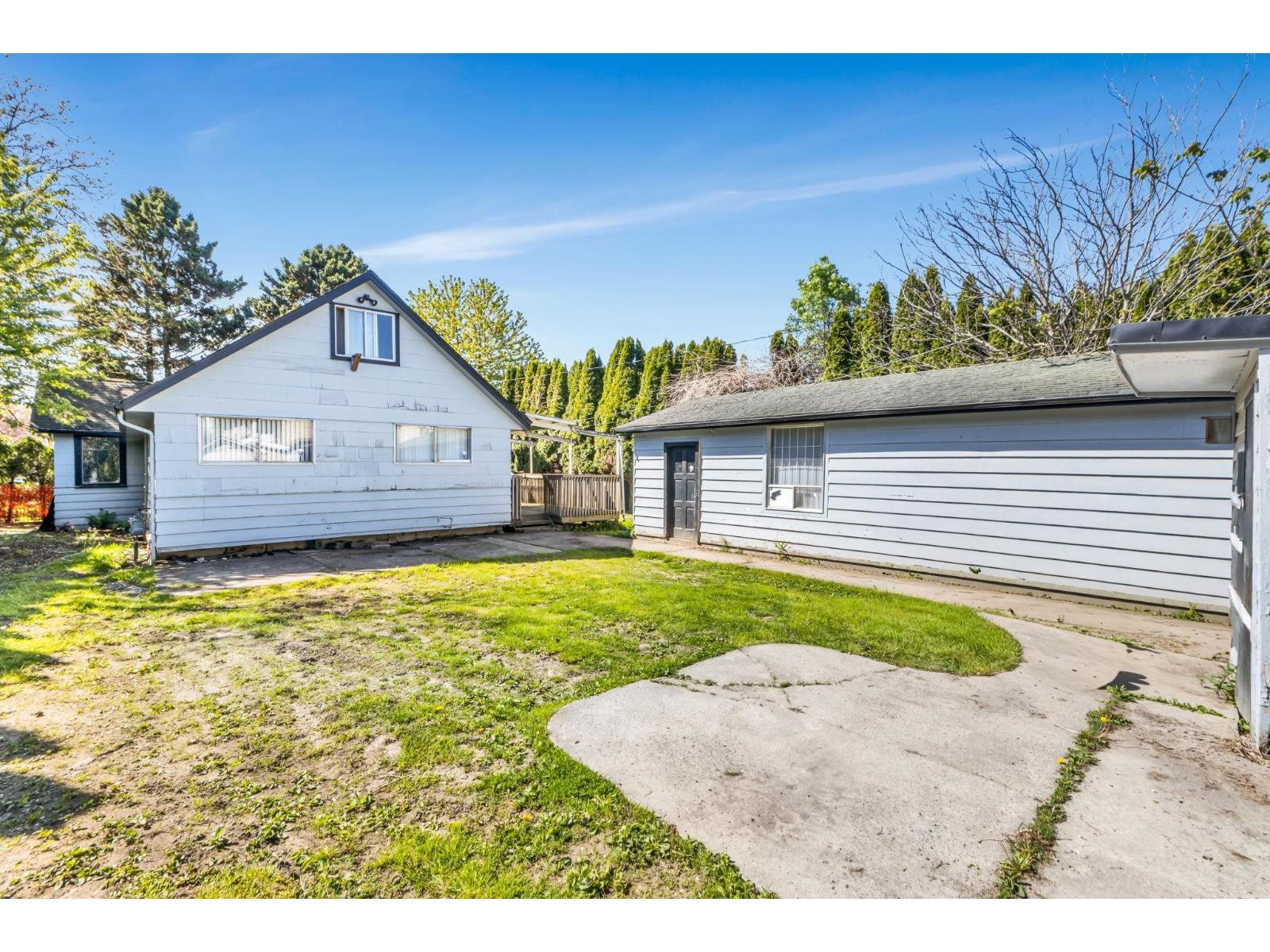 46133 Third Avenue Property Photo 17