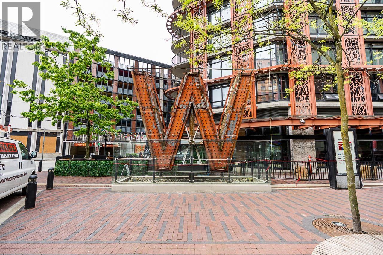 3309 128 W Cordova Street Property Photo 6