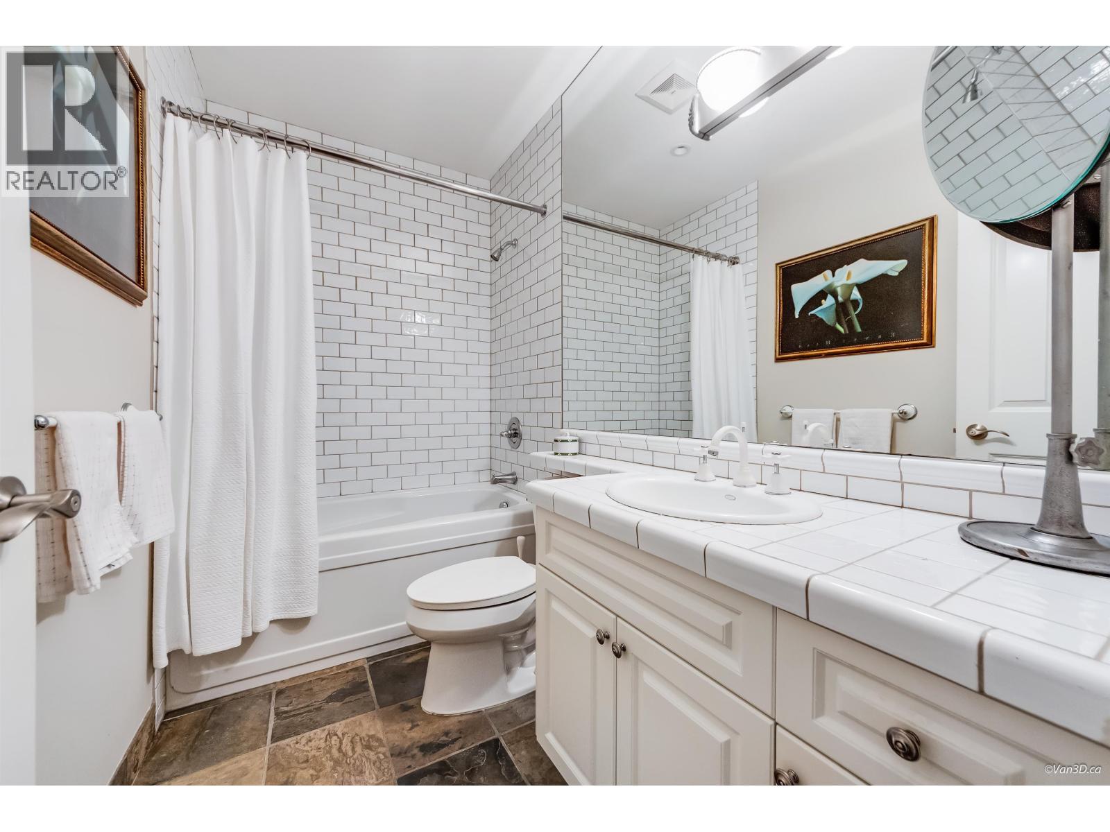 3113 W 42nd Avenue Property Photo 18
