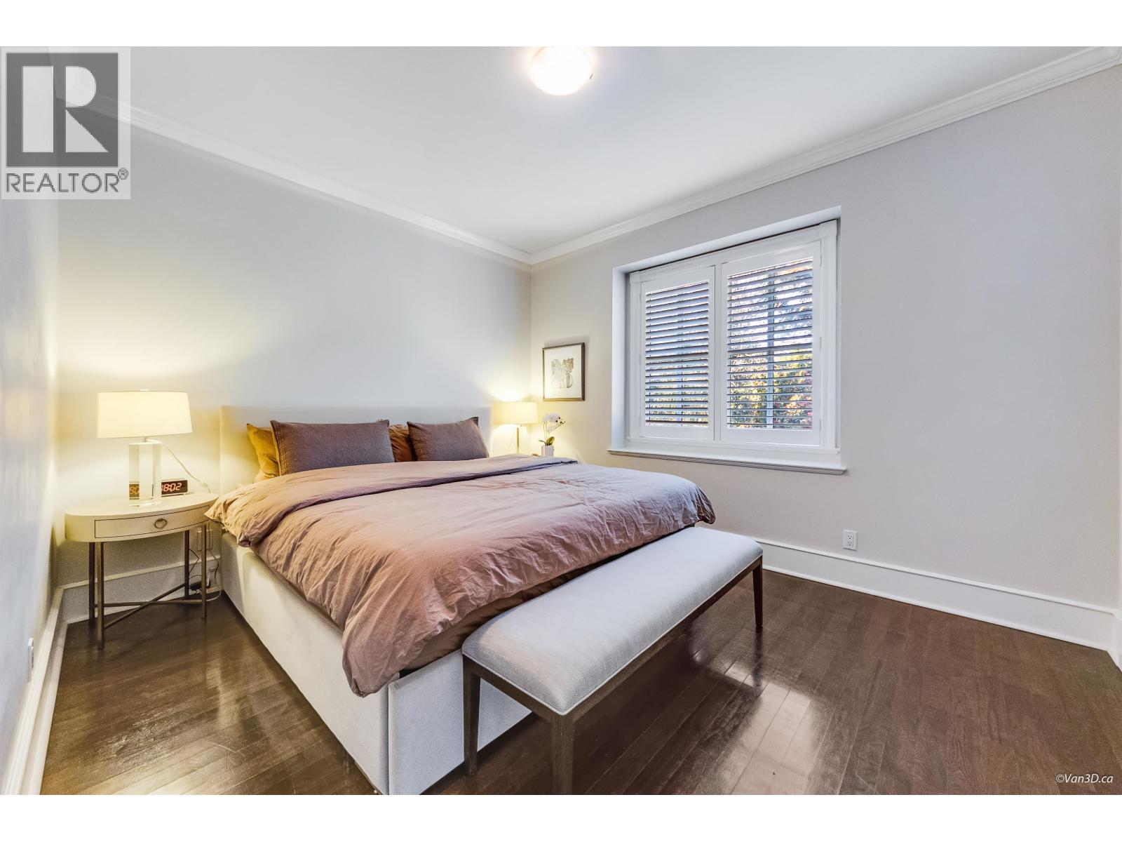 3113 W 42nd Avenue Property Photo 32