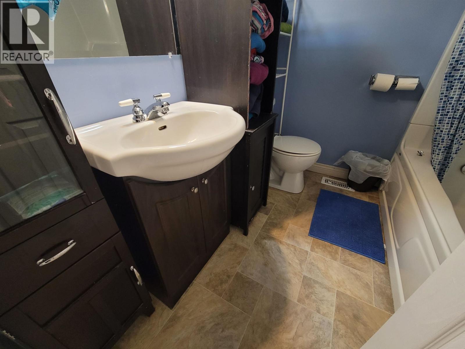 2158 Grandview Drive Property Photo 15