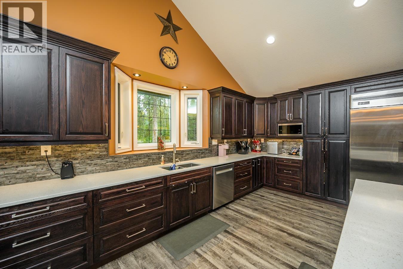 4438 Hanet Road Property Photo 9