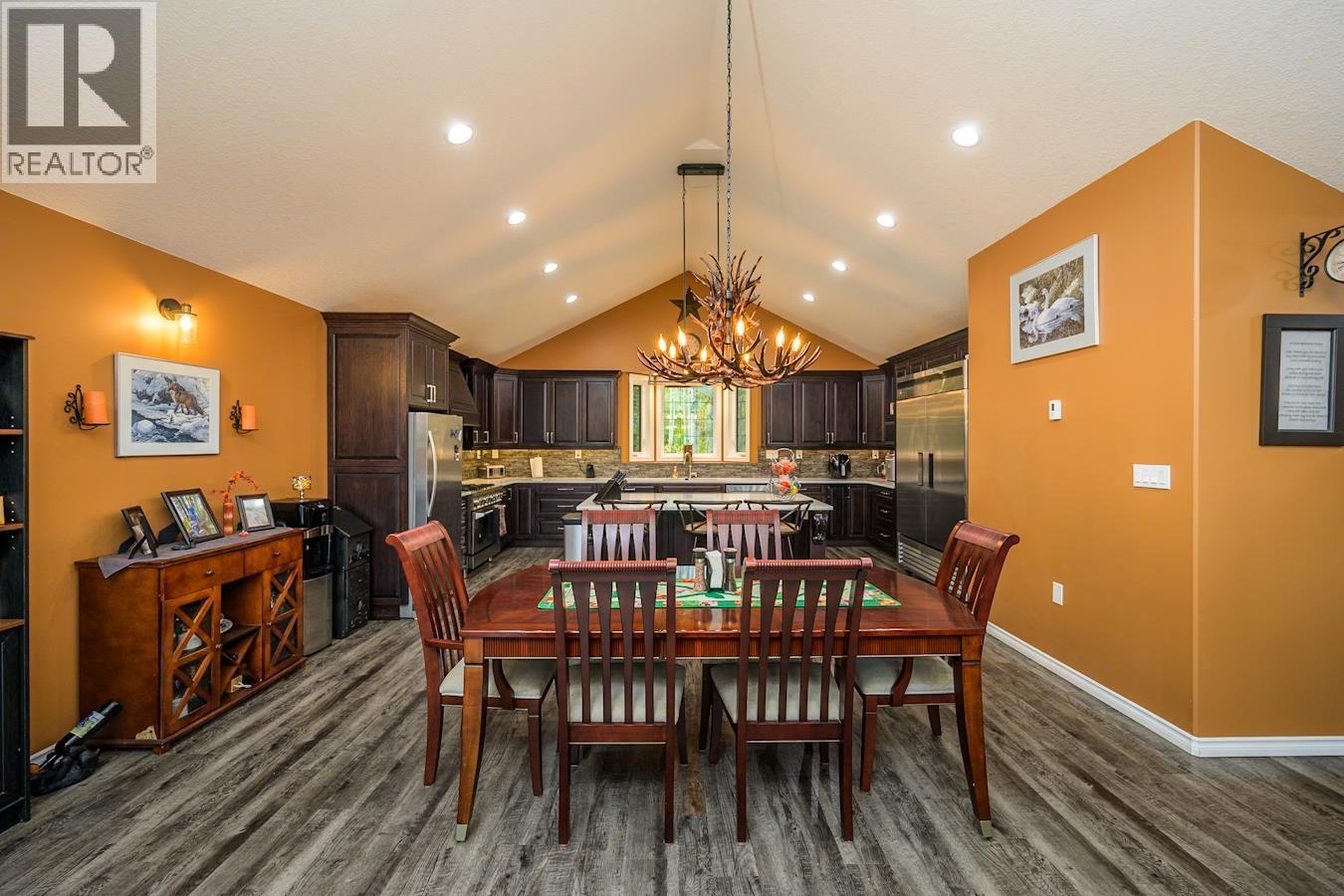 4438 Hanet Road Property Photo 14