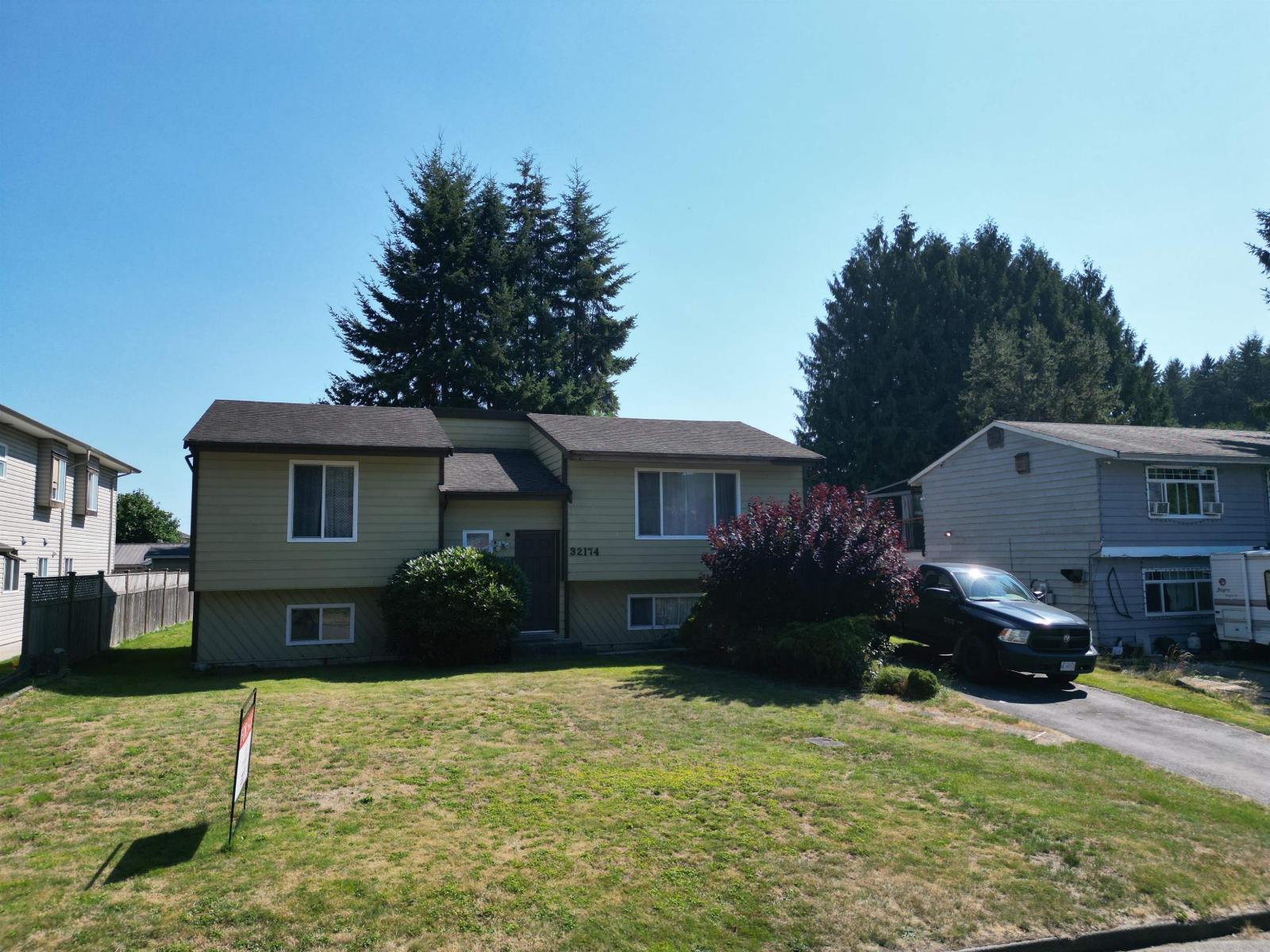 32174 SANDPIPER PLACE Property Photo 1