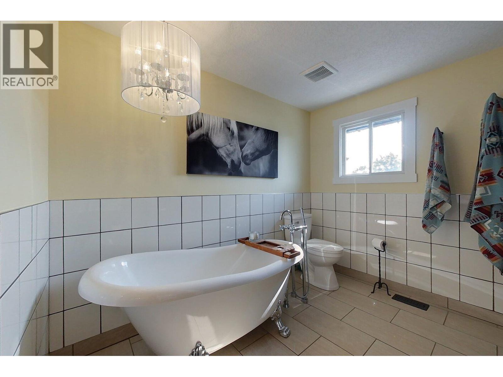 2631 Johnson Road Property Photo 8