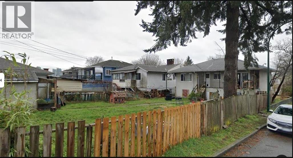 3507 Monmouth Avenue Property Photo 2