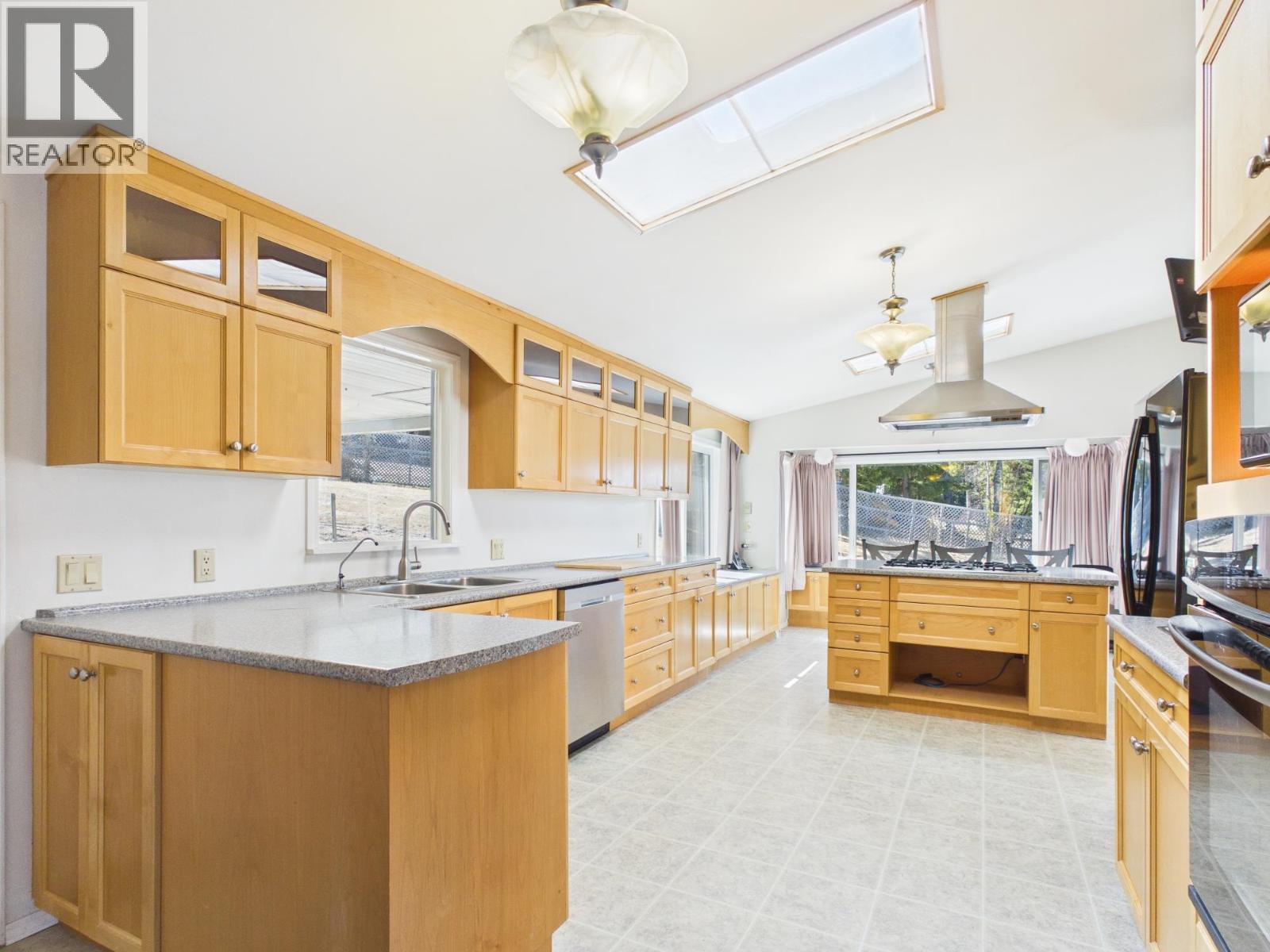 6231 Lynes Creek Road Property Photo 7