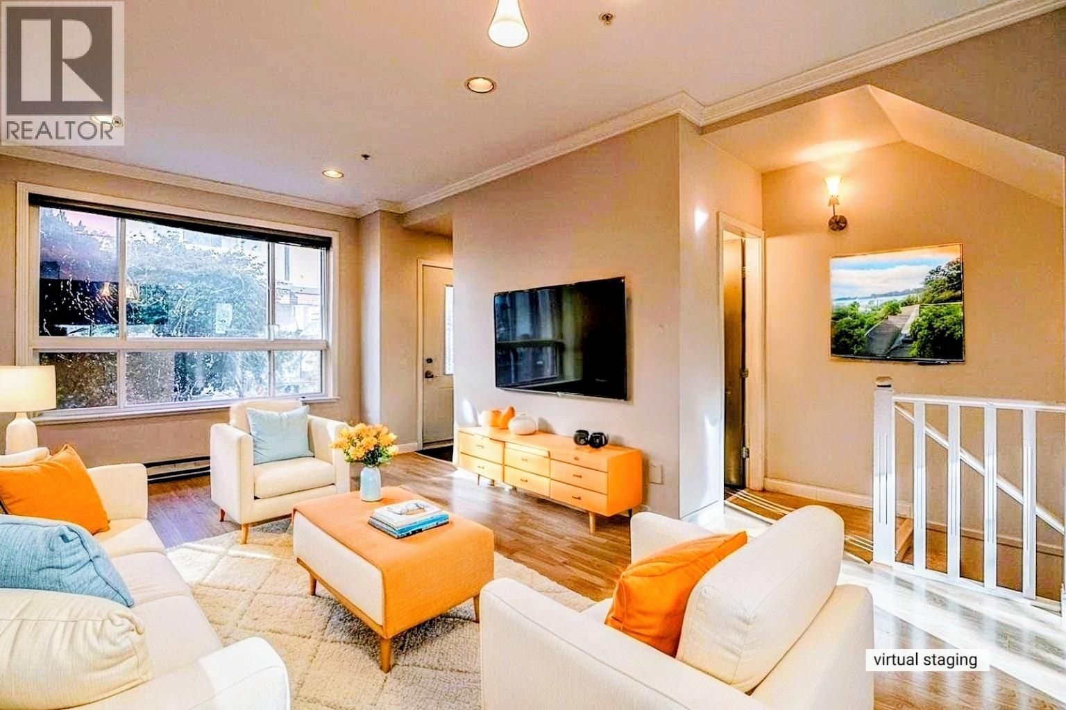 12 8088 SPIRES GATE Property Photo 1