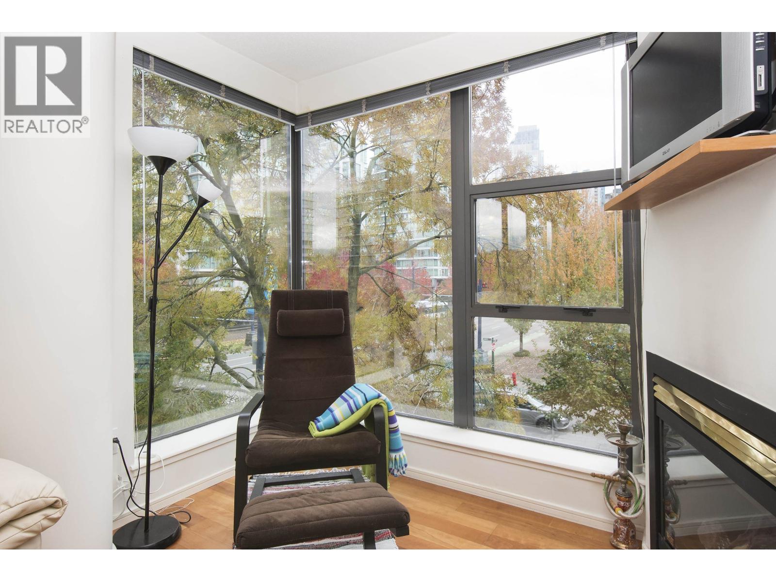 307 1723 Alberni Street Property Photo 11