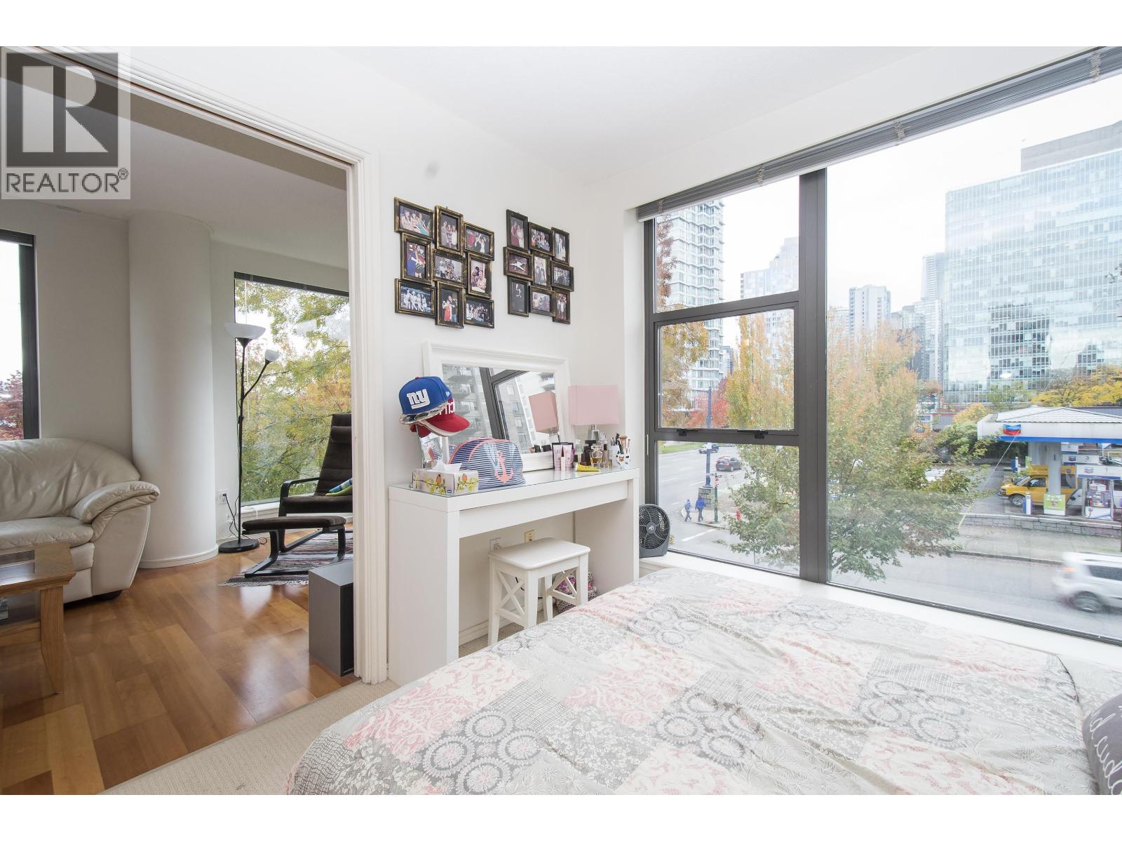 307 1723 Alberni Street Property Photo 15