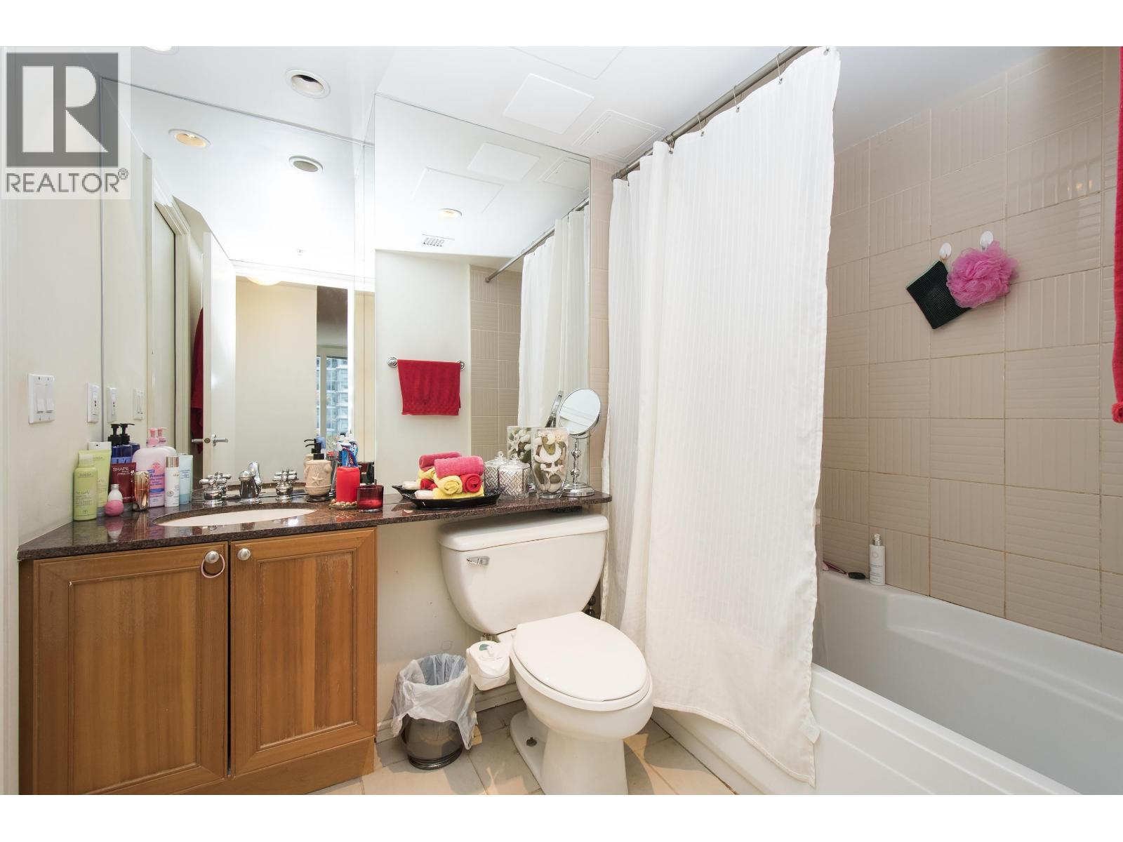 307 1723 Alberni Street Property Photo 16