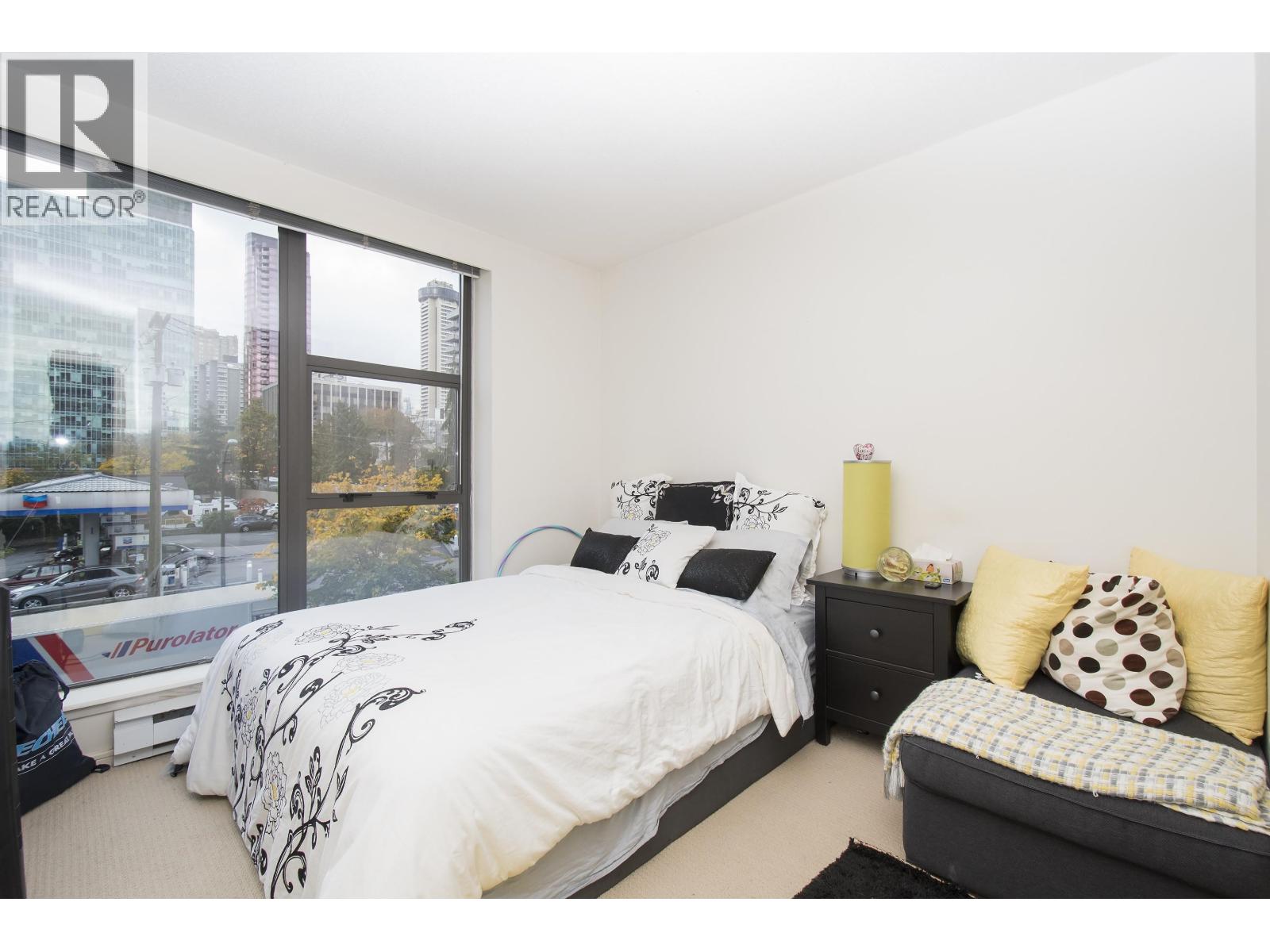 307 1723 Alberni Street Property Photo 17