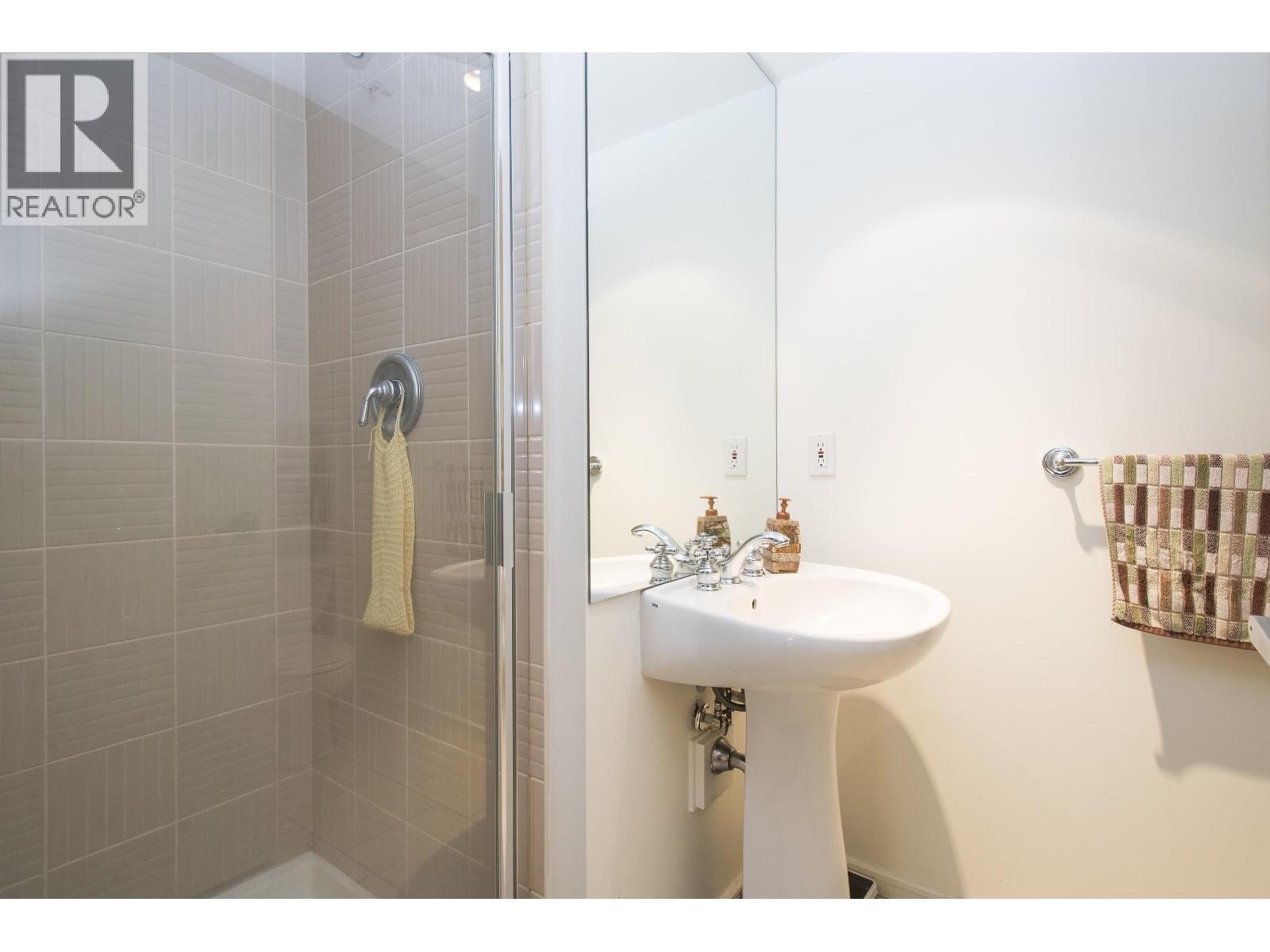 307 1723 Alberni Street Property Photo 19