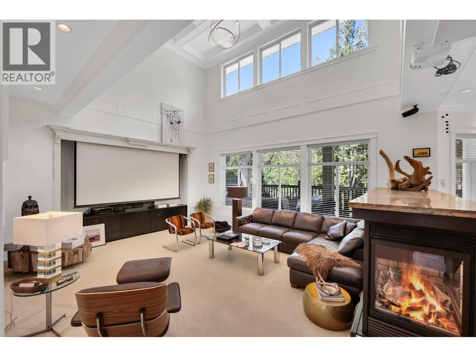 1012 JAY CRESCENT