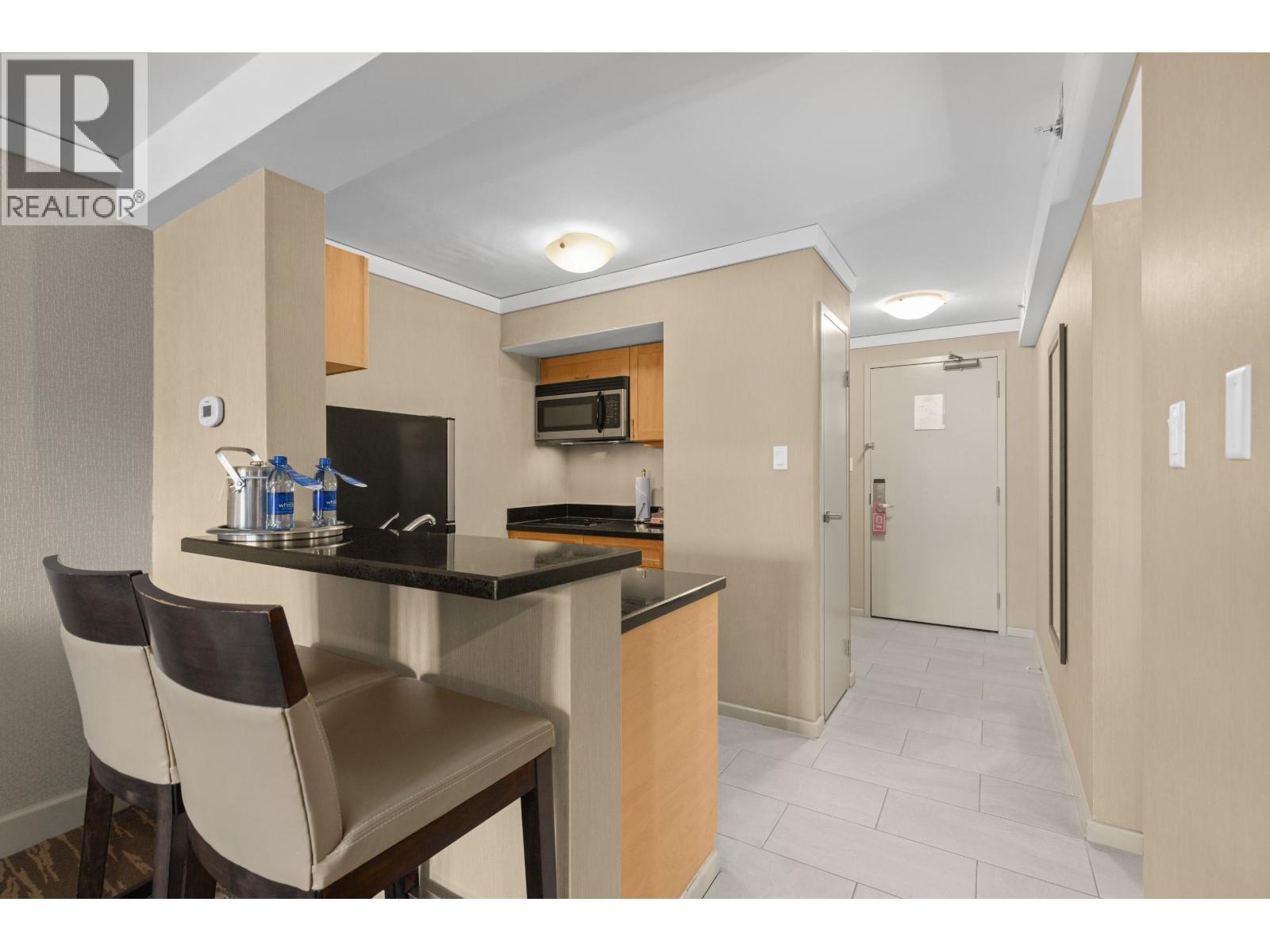 613 4050 Whistler Way Property Photo 8