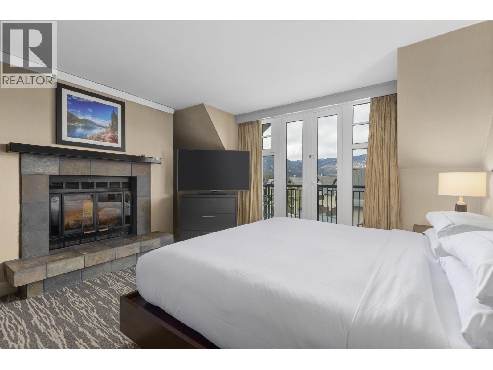 613 4050 Whistler Way Property Photo 11