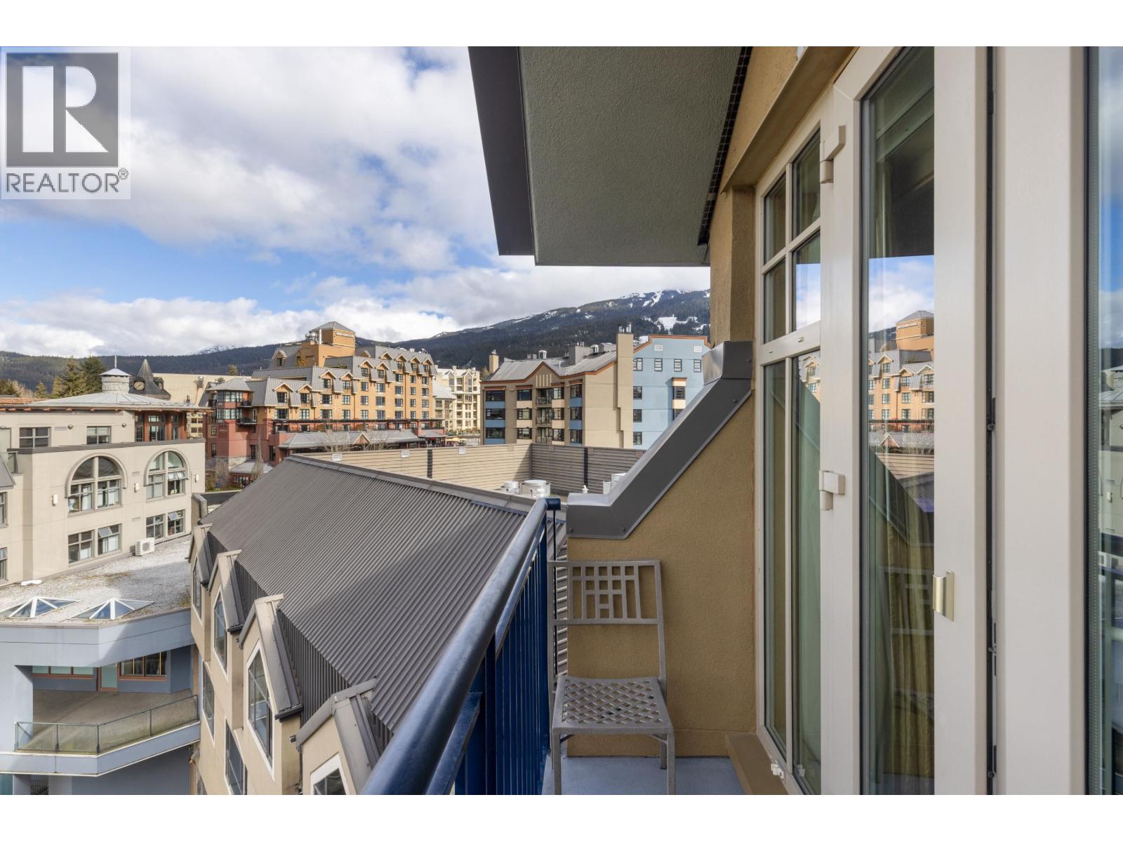 613 4050 Whistler Way Property Photo 16