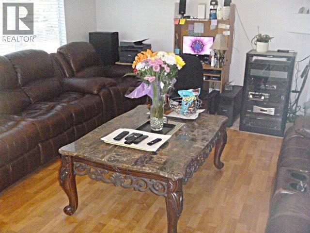 22271 Mclean Avenue Property Photo 9