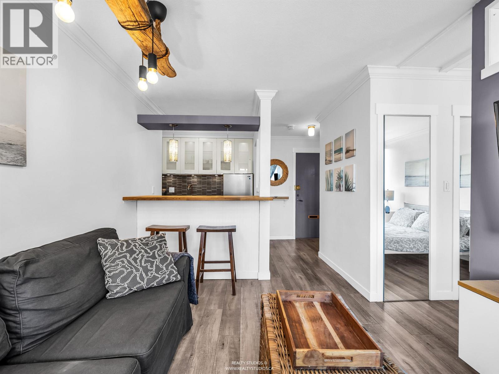 1205 1250 Burnaby Street Property Photo 9